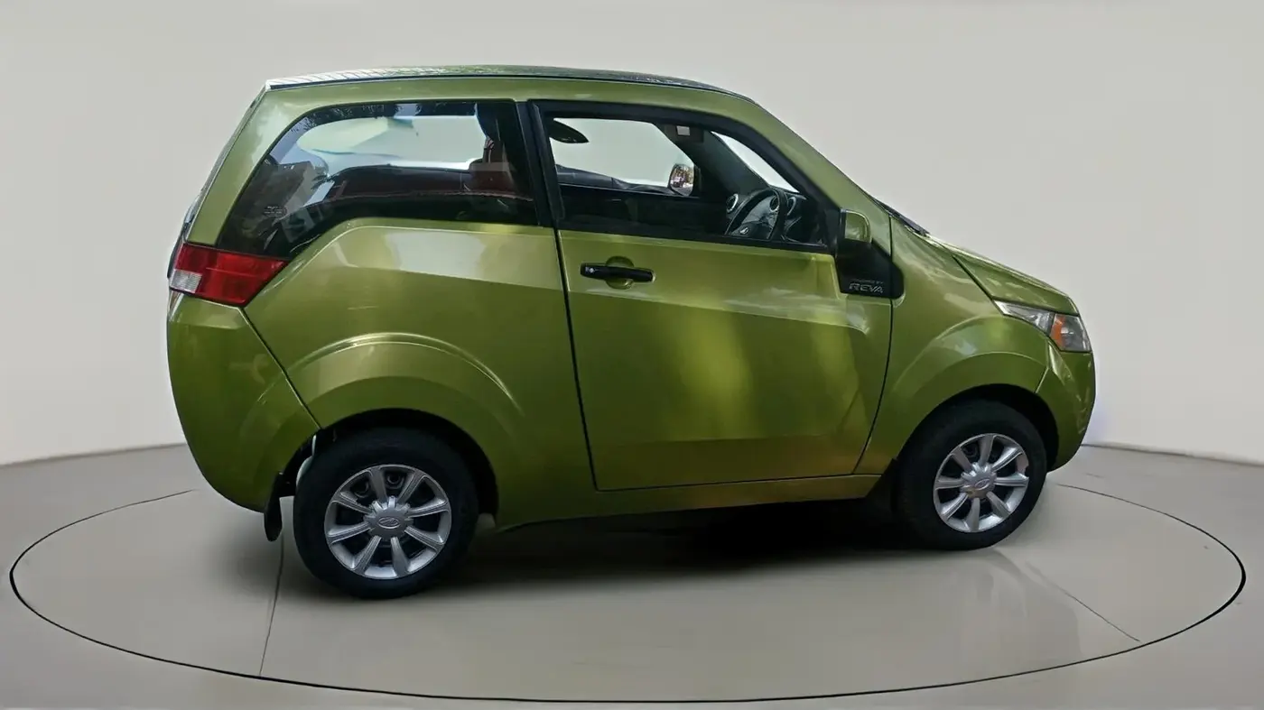 2015 Mahindra E2O T2, Electric, Automatic, 38,169 km, exterior