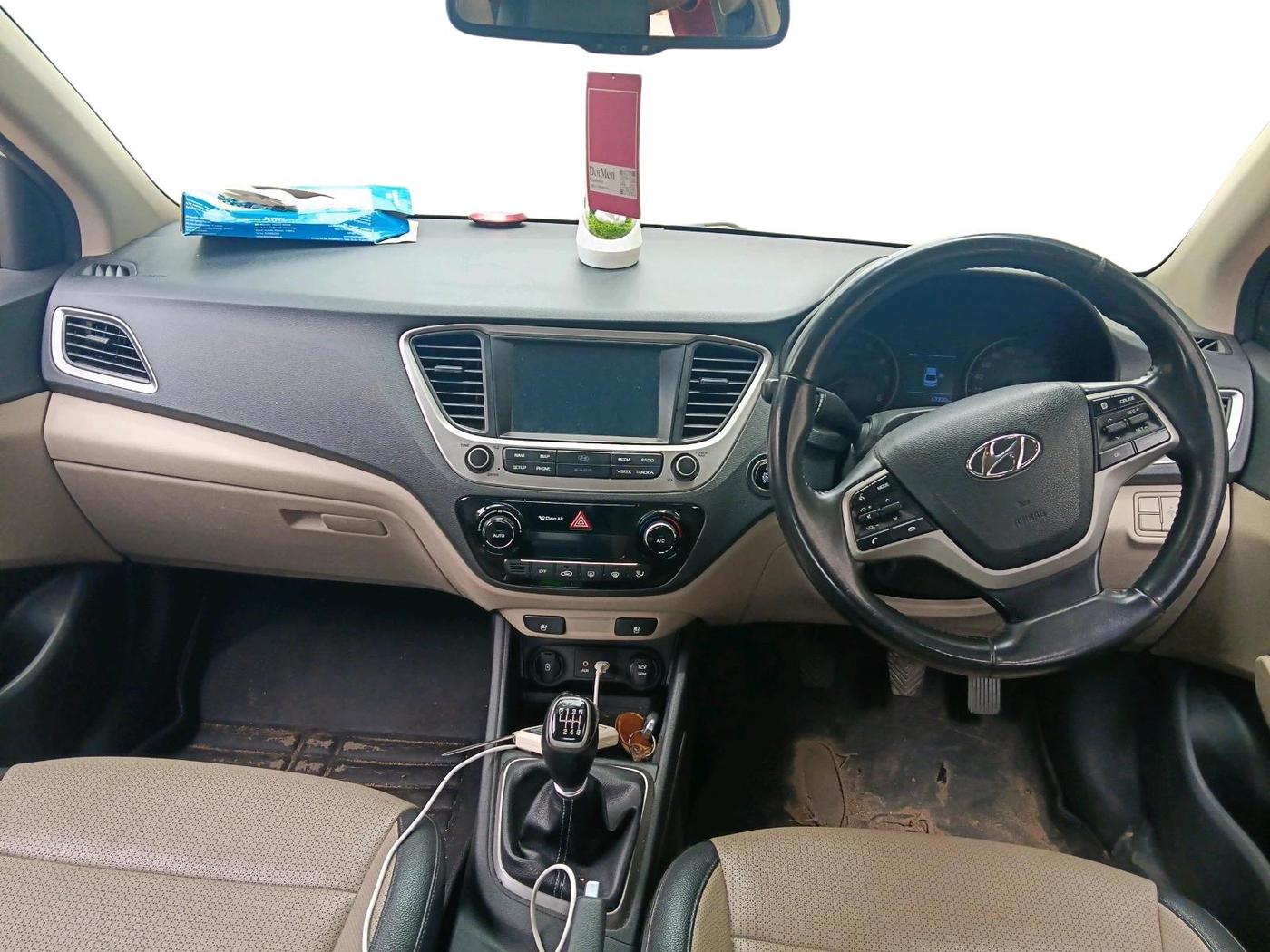 2018 Hyundai Verna 1.6 VTVT SX O, Petrol, Manual, 67,370 km, interior