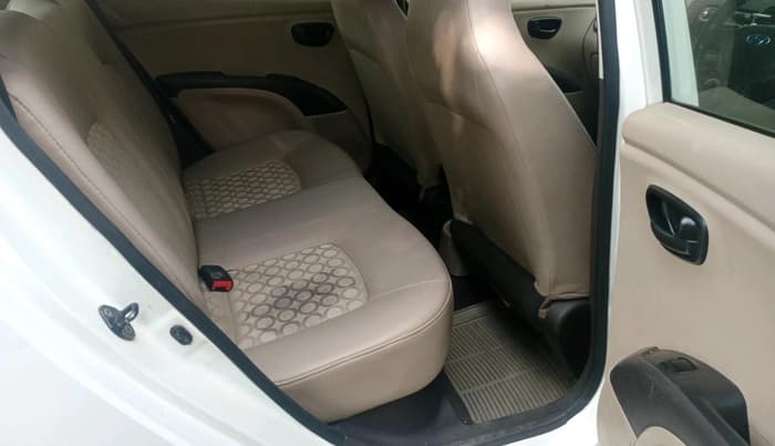 2010 Hyundai i10 MAGNA 1.2, Petrol, Manual, 1,28,547 km, interior