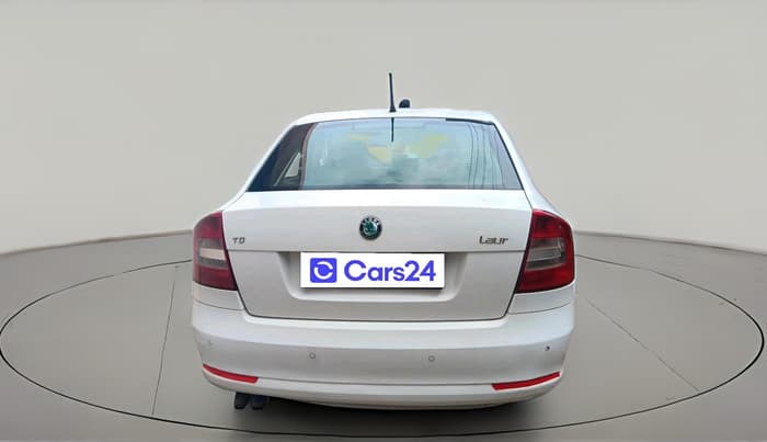 2012 Skoda Laura ELEGANCE 2.0 TDI CR MT, Diesel, Manual, 1,64,212 km, exterior