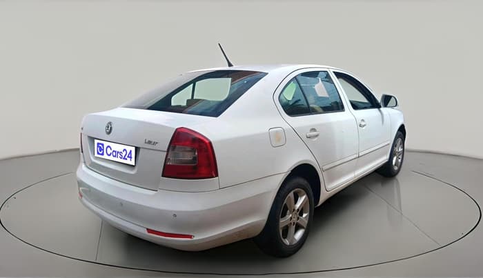 2012 Skoda Laura ELEGANCE 2.0 TDI CR MT, Diesel, Manual, 1,64,212 km, exterior