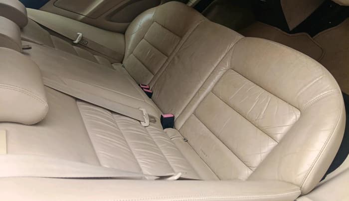2012 Skoda Laura ELEGANCE 2.0 TDI CR MT, Diesel, Manual, 1,64,212 km, interior