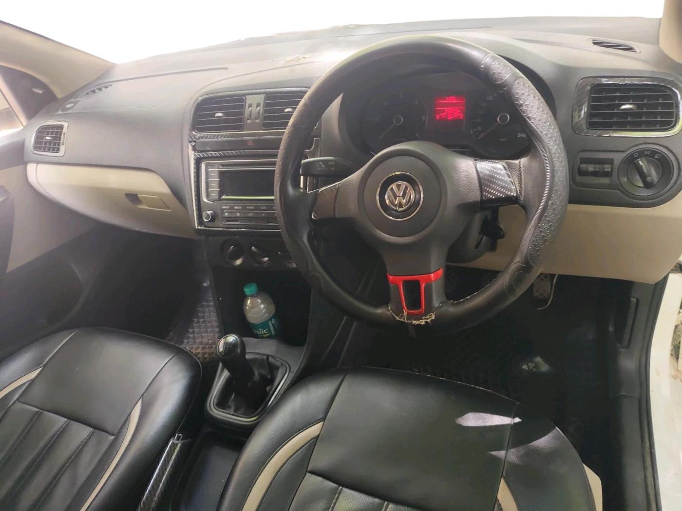 2012 Volkswagen Polo COMFORTLINE 1.2L, Diesel, Manual, 91,787 km, interior