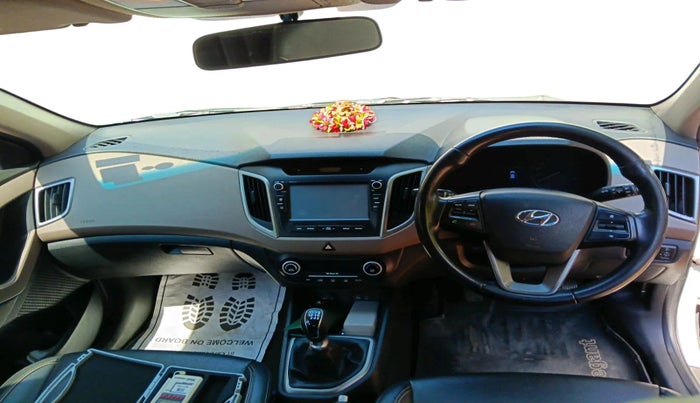 2016 Hyundai Creta SX (O) 1.6 DIESEL, Diesel, Manual, 2,26,000 km, interior