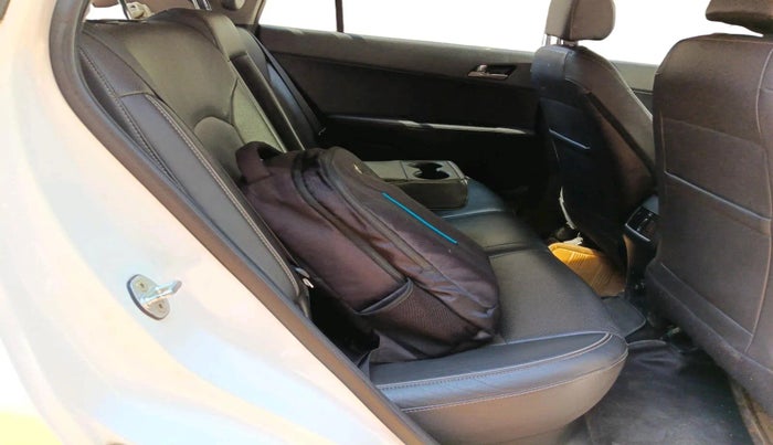 2016 Hyundai Creta SX (O) 1.6 DIESEL, Diesel, Manual, 2,26,000 km, interior