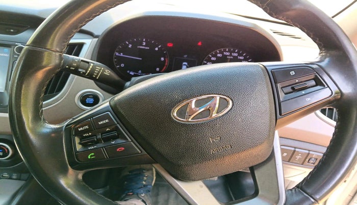 2016 Hyundai Creta SX (O) 1.6 DIESEL, Diesel, Manual, 2,26,000 km, interior