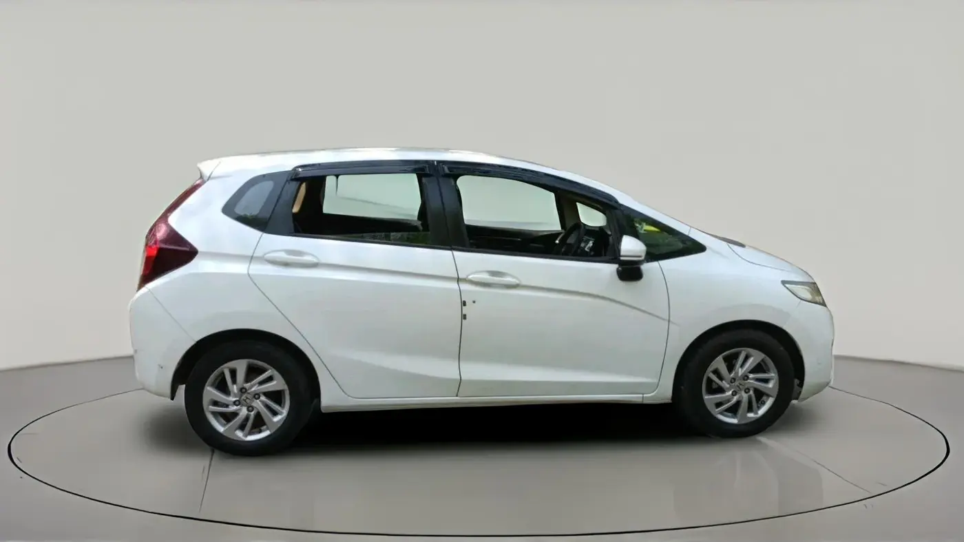 2015 Honda Jazz 1.5L I-DTEC V, Diesel, Manual, 1,34,071 km, exterior