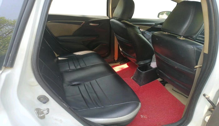 2015 Honda Jazz 1.5L I-DTEC V, Diesel, Manual, 1,34,071 km, interior