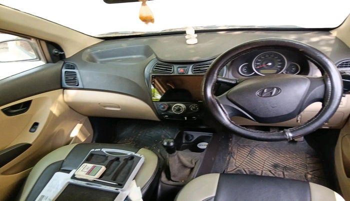 2013 Hyundai Eon MAGNA +, Petrol, Manual, 75,014 km, interior