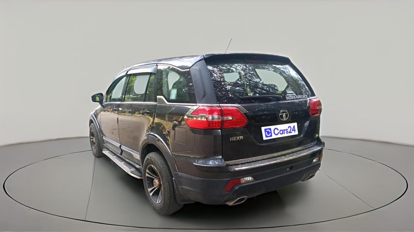 2020 Tata Hexa XMA 4X2 7 STR, Diesel, Automatic, 91,813 km, exterior