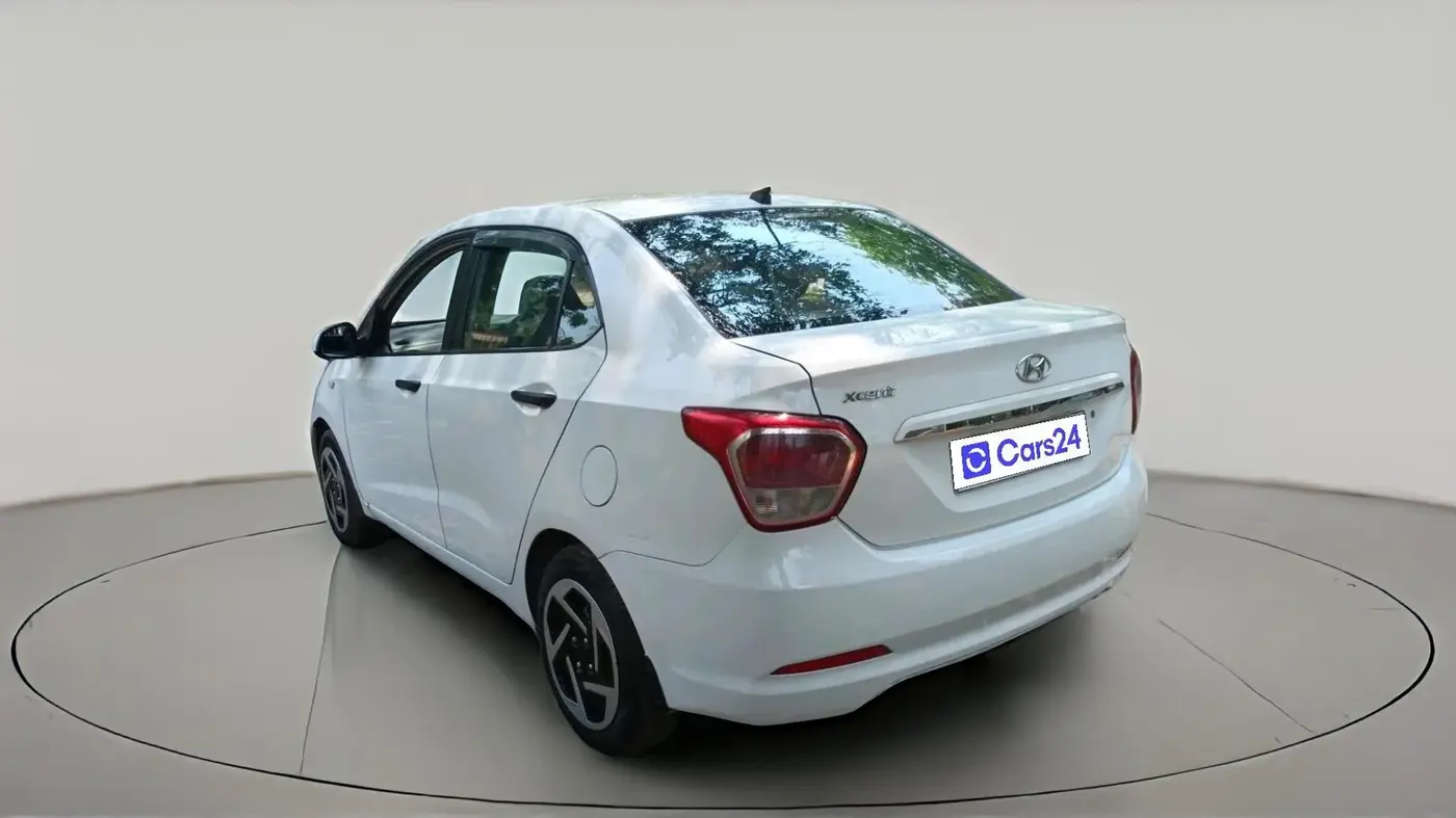 2015 Hyundai Xcent BASE 1.1, Diesel, Manual, 1,26,150 km, exterior