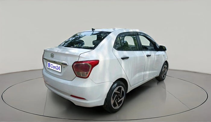 2015 Hyundai Xcent BASE 1.1, Diesel, Manual, 1,26,150 km, exterior