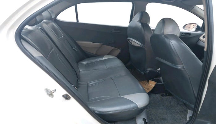 2015 Hyundai Xcent BASE 1.1, Diesel, Manual, 1,26,150 km, interior