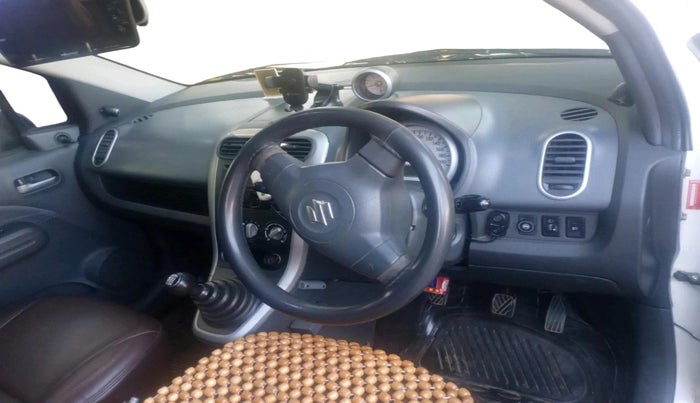2010 Maruti Ritz VXI, CNG, Manual, 1,52,309 km, interior