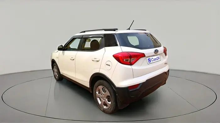 2021 Mahindra XUV300 W6 1.5 Diesel, Diesel, Manual, 1,49,548 km, exterior