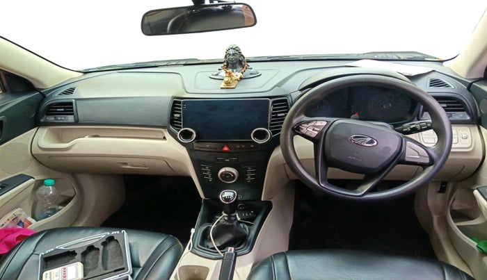 2021 Mahindra XUV300 W6 1.5 Diesel, Diesel, Manual, 1,49,548 km, interior