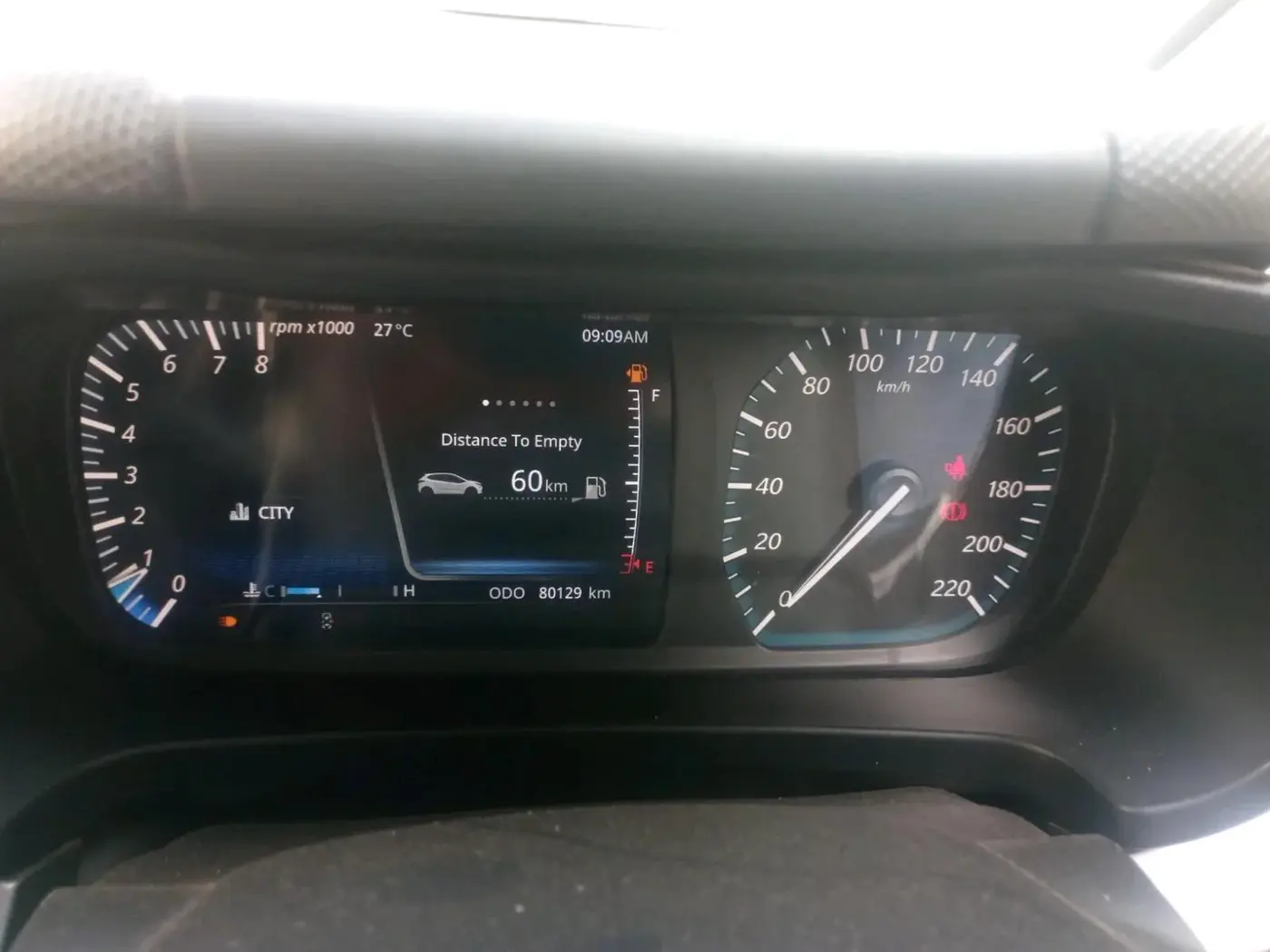 2020 Tata ALTROZ XZ PETROL, Petrol, Manual, 8,15,000 km, interior