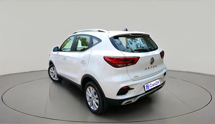 2025 MG ASTOR Shine 1.5 MT (Ivory), Petrol, Manual, 3,784 km, exterior
