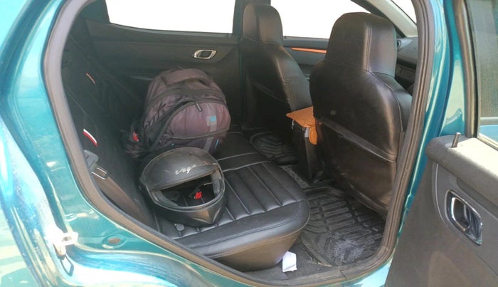 2021 Renault Kwid CLIMBER 1.0 AMT (O), Petrol, Automatic, 32,664 km, interior