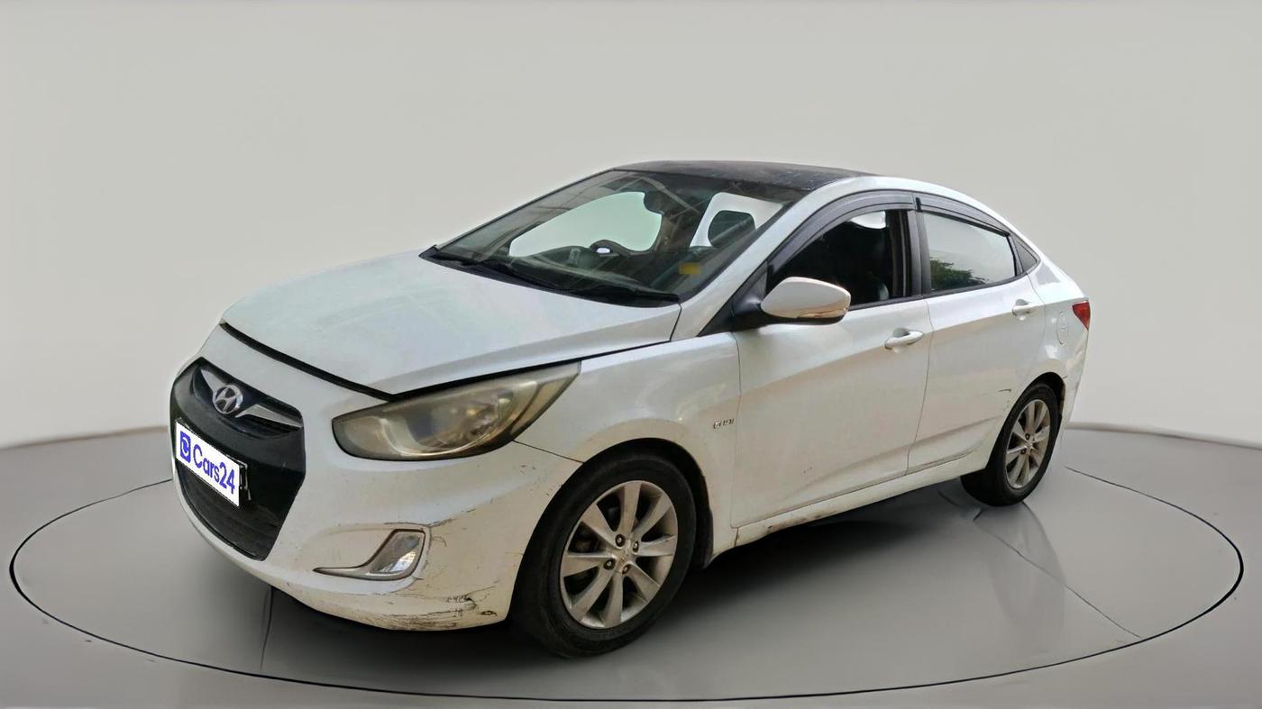 2011 Hyundai Verna FLUIDIC 1.6 CRDI SX, Diesel, Manual, 1,19,298 km, exterior