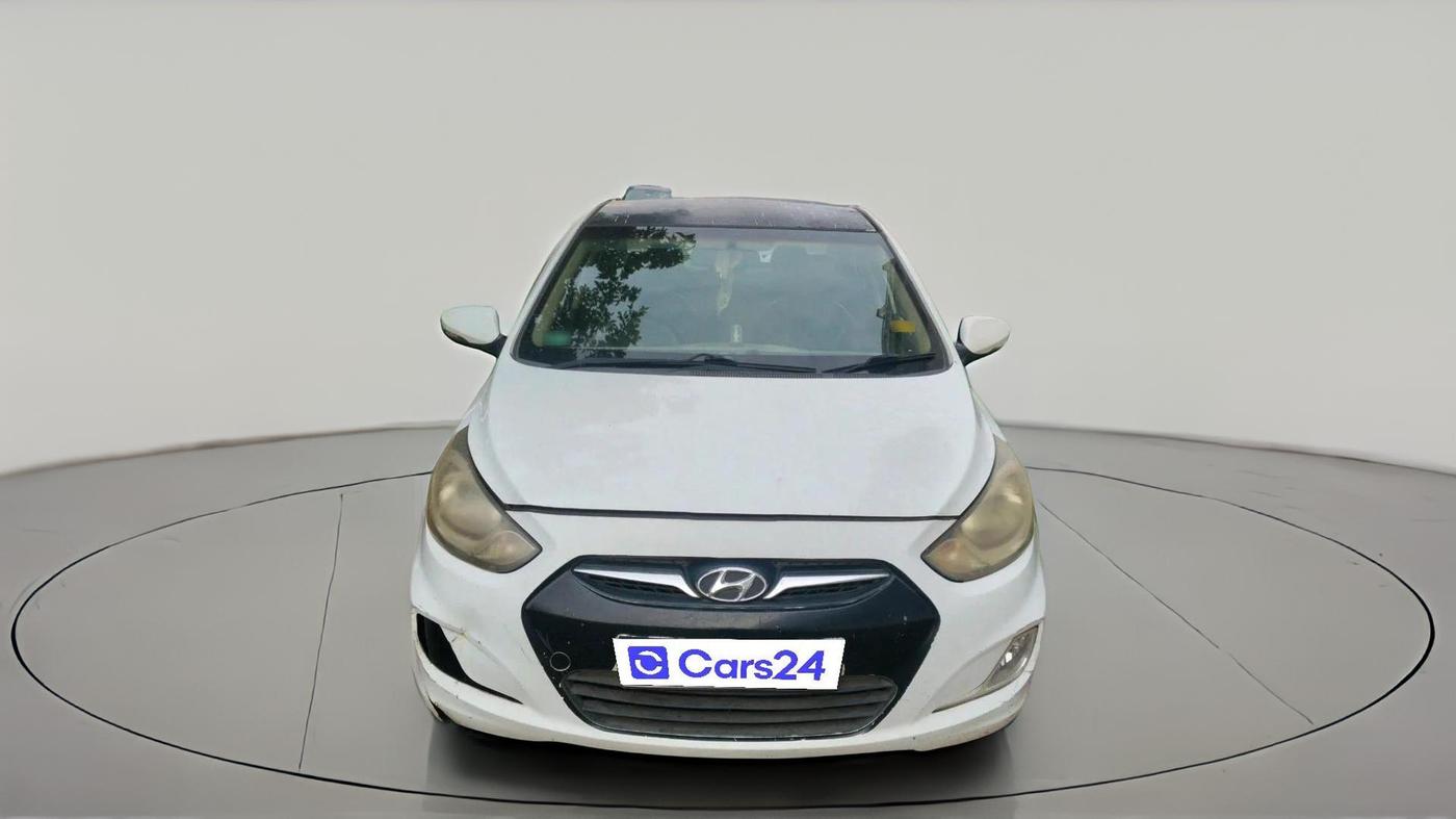 2011 Hyundai Verna FLUIDIC 1.6 CRDI SX, Diesel, Manual, 1,19,298 km, exterior