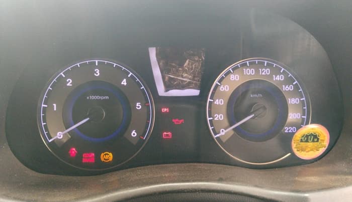 2011 Hyundai Verna FLUIDIC 1.6 CRDI SX, Diesel, Manual, 1,19,298 km, interior