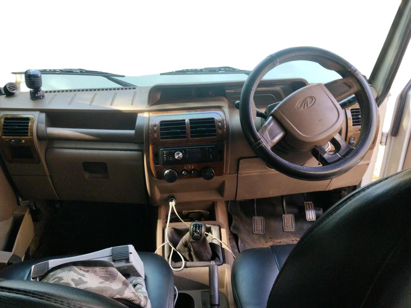 2015 Mahindra Bolero ZLX BS IV, Diesel, Manual, 1,56,137 km, interior