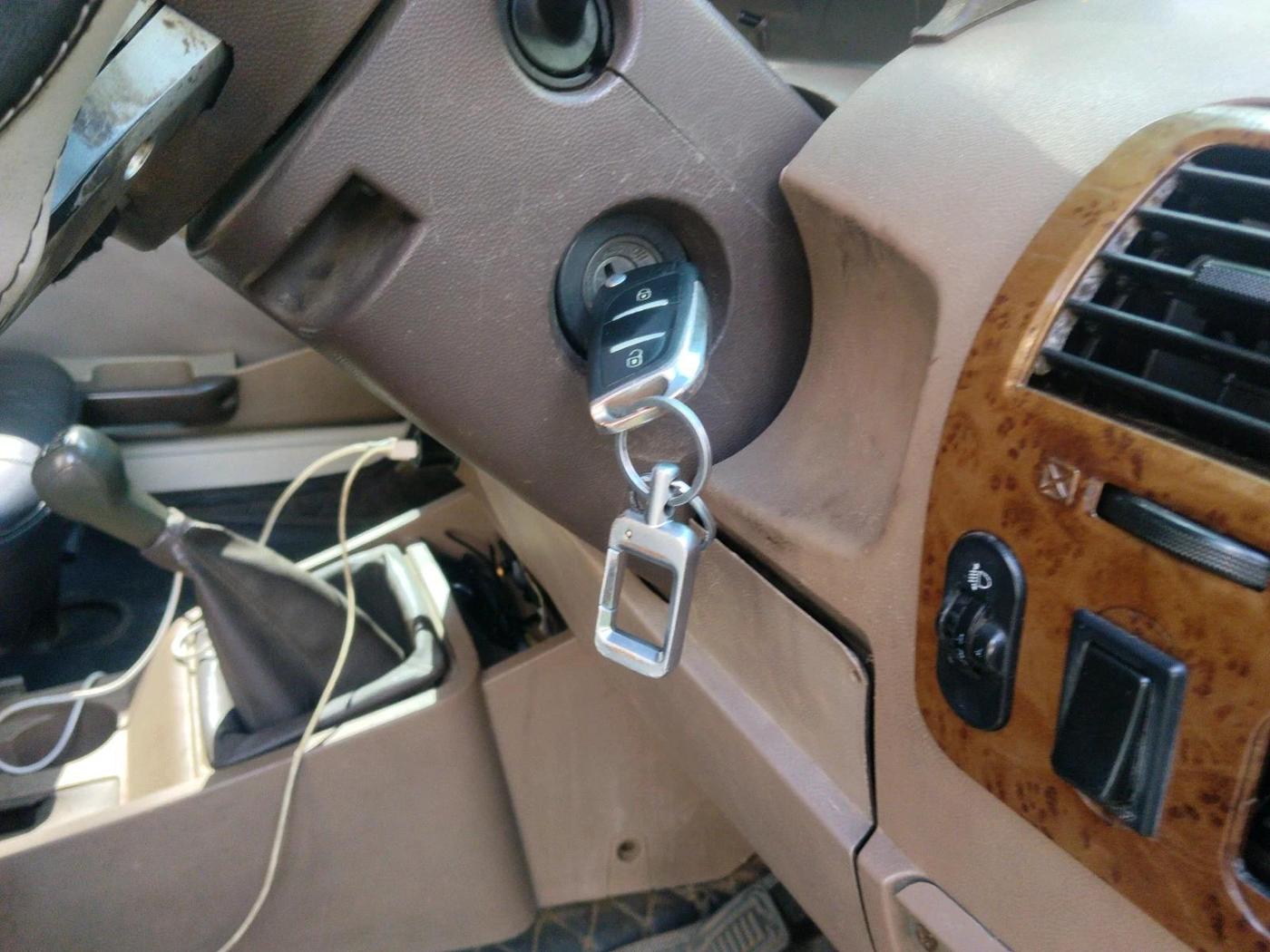 2015 Mahindra Bolero ZLX BS IV, Diesel, Manual, 1,56,137 km, interior