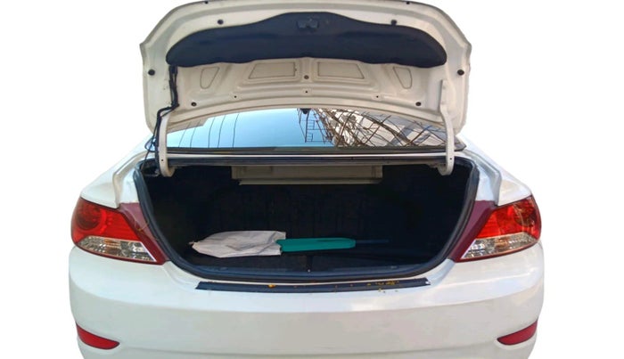 2012 Hyundai Verna FLUIDIC 1.6 CRDI SX OPT AT, Diesel, Automatic, 1,44,543 km, exterior