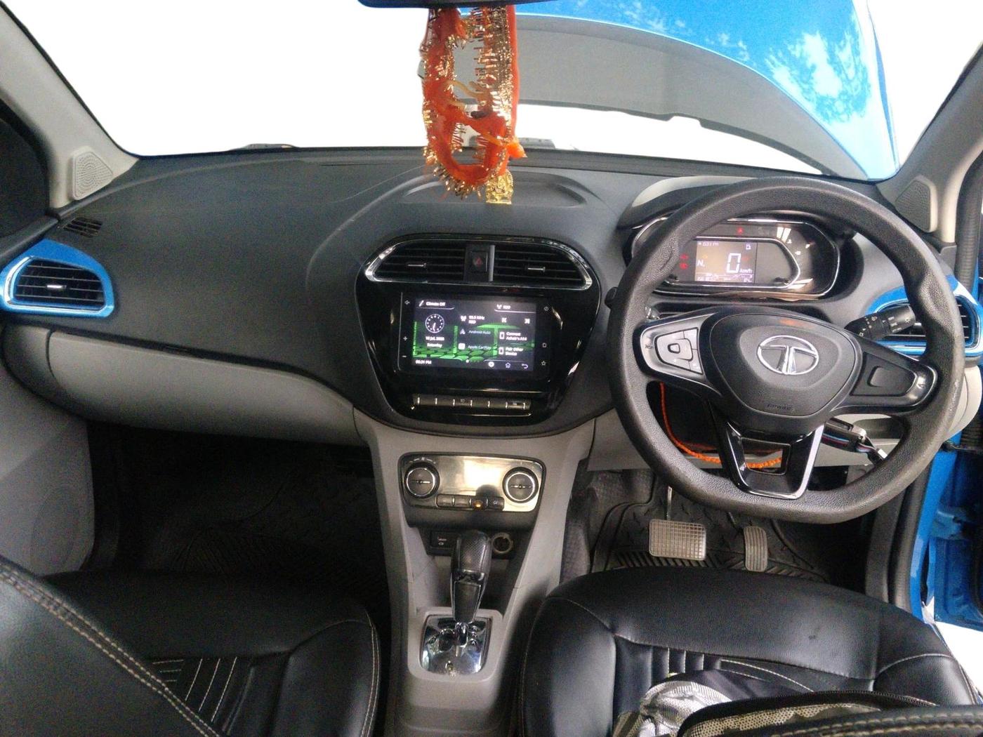 2020 Tata Tiago XZA PLUS PETROL, Petrol, Automatic, 1,66,183 km, interior
