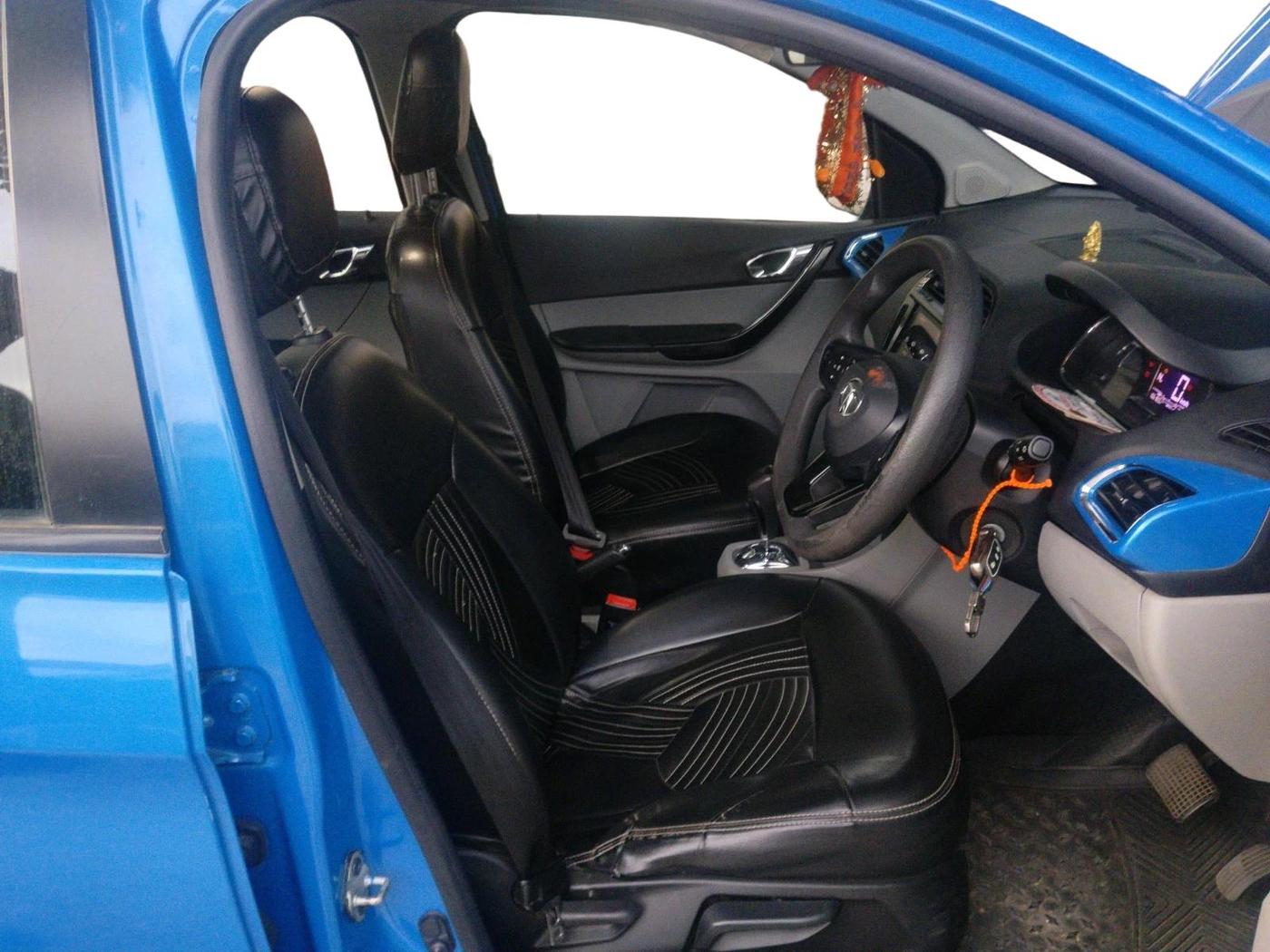 2020 Tata Tiago XZA PLUS PETROL, Petrol, Automatic, 1,66,183 km, interior