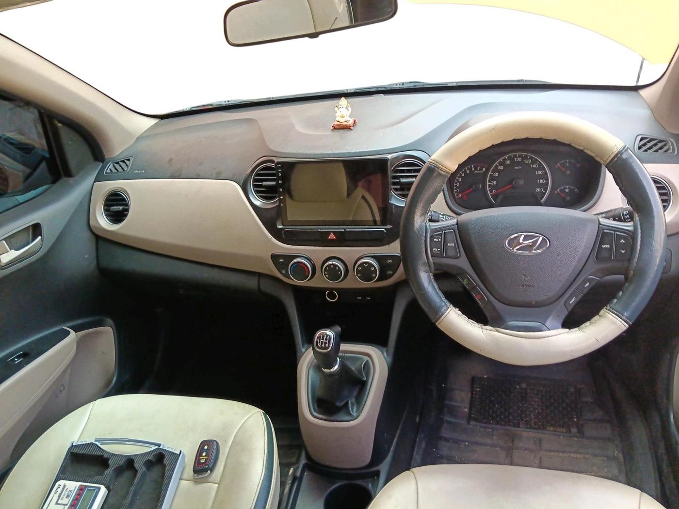 2014 Hyundai Grand i10 ASTA (O) 1.2 KAPPA VTVT, Petrol, Manual, 42,000 km, interior