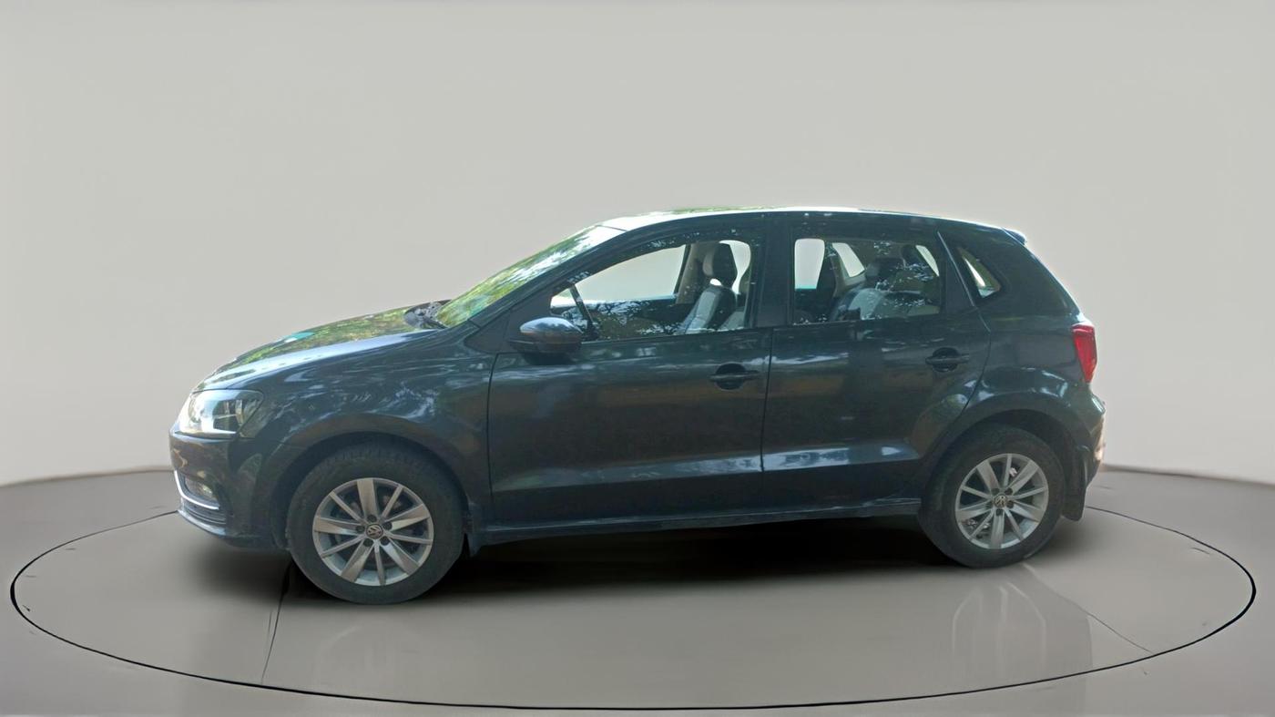 2015 Volkswagen Polo HIGHLINE1.2L, Petrol, Manual, 55,433 km, exterior