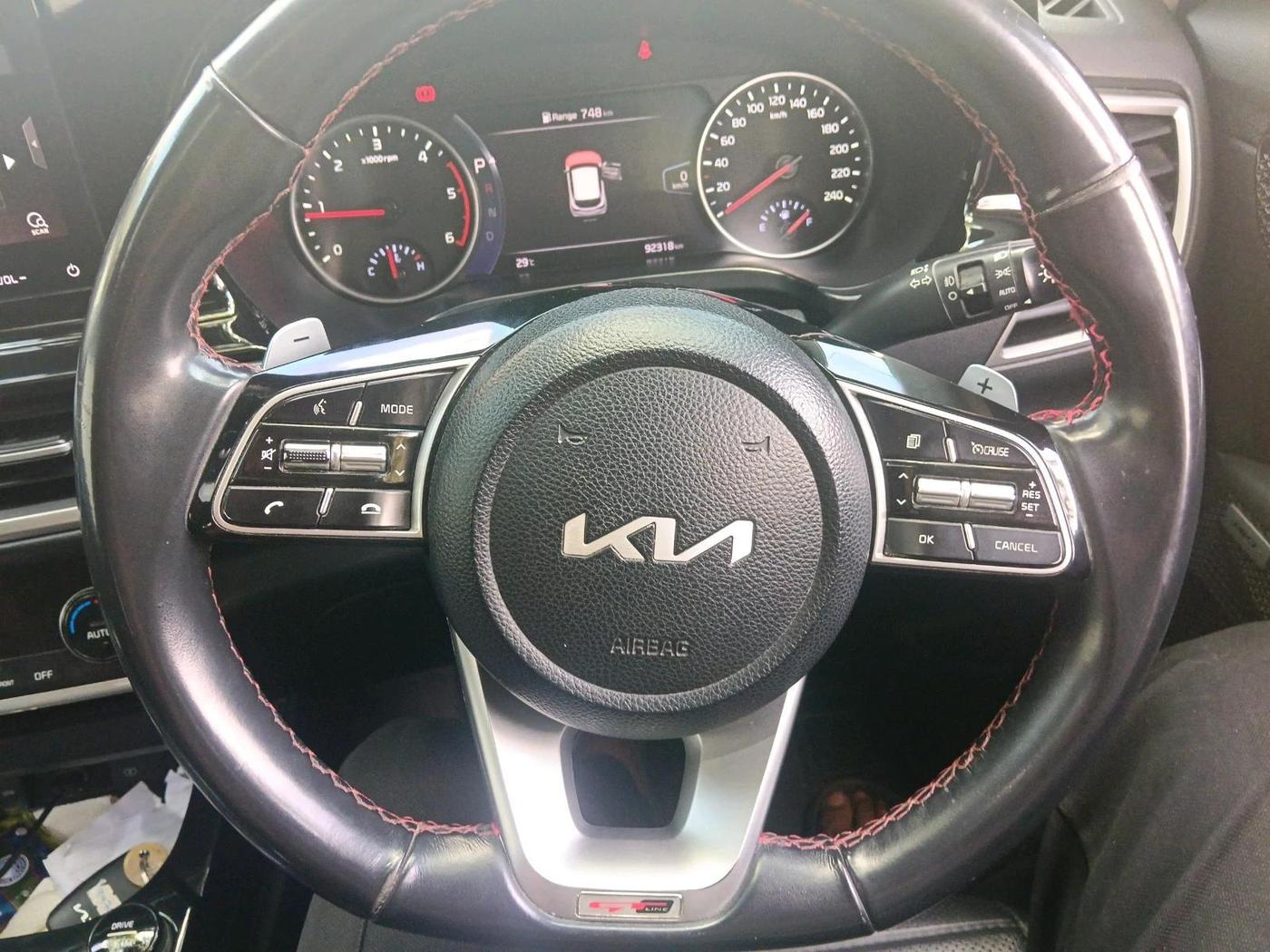 2022 KIA SELTOS GTX PLUS 1.5 DIESEL AT, Diesel, Automatic, 92,318 km, interior