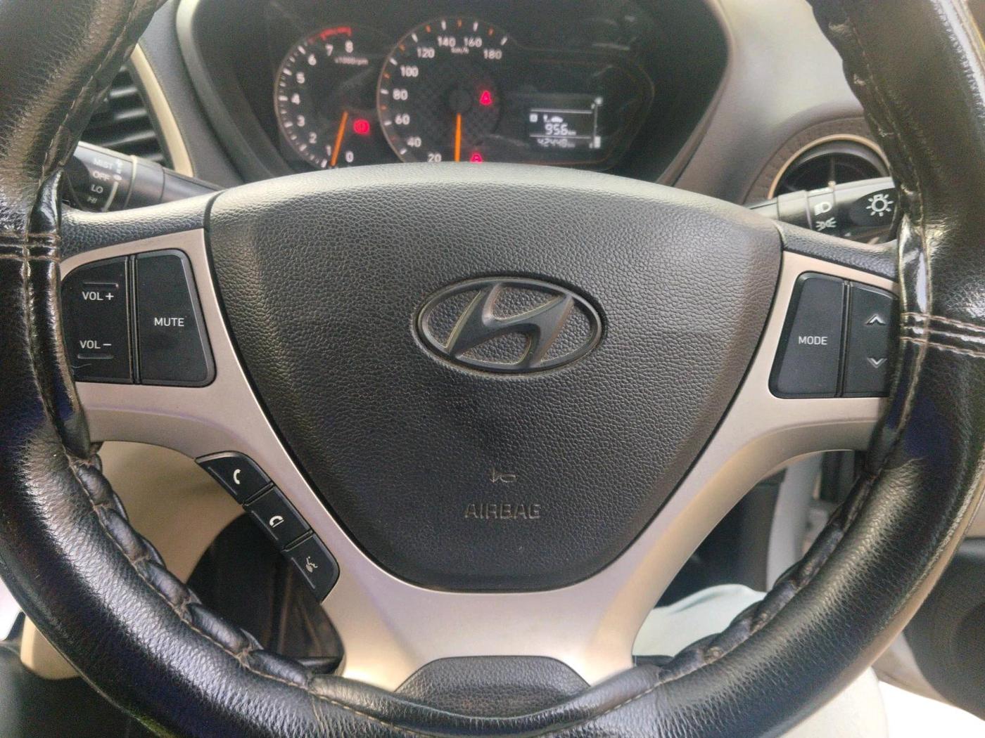 2018 Hyundai NEW SANTRO SPORTZ MT, Petrol, Manual, 42,448 km, interior