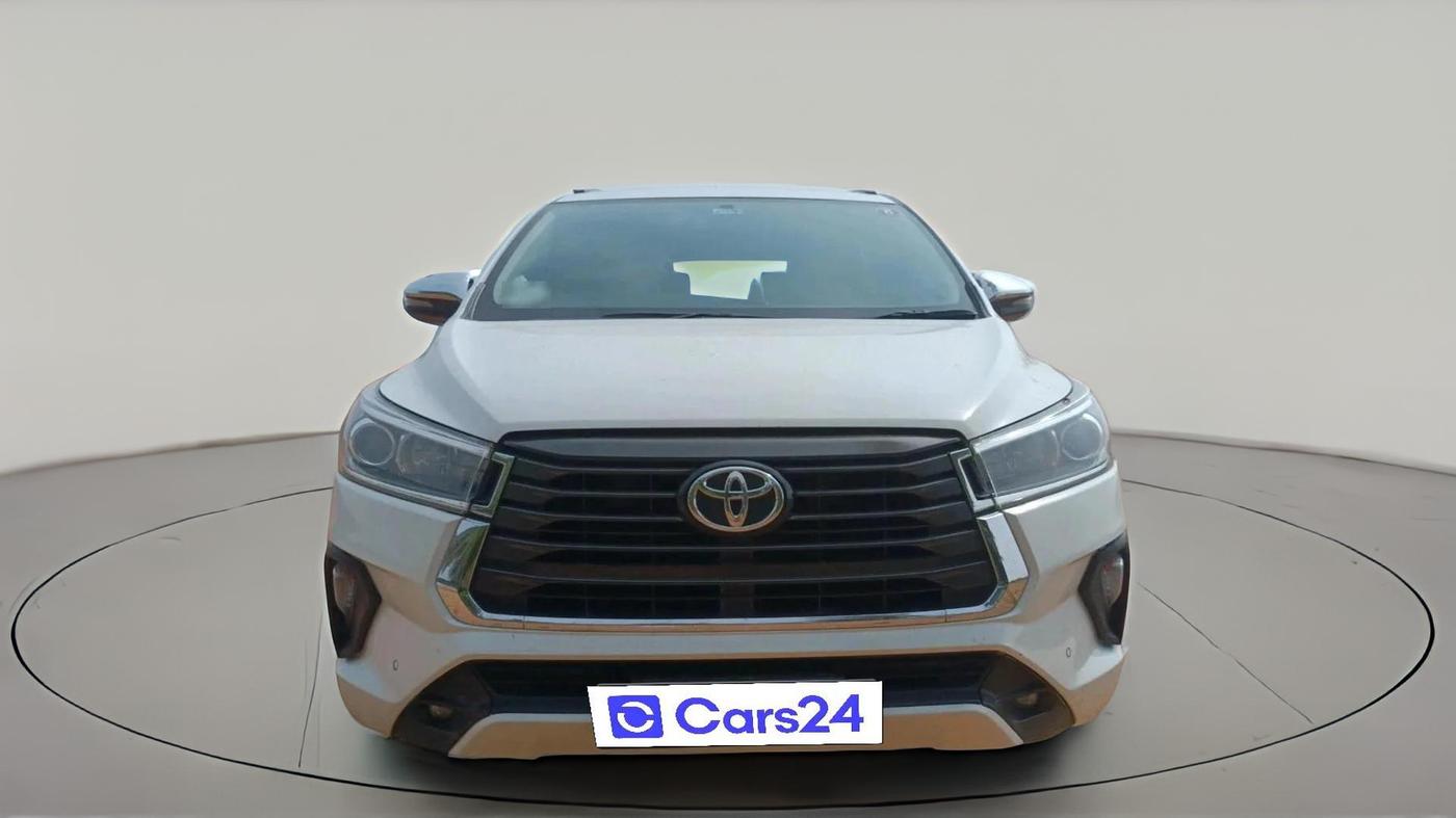 2022 Toyota Innova Crysta 2.4 ZX 7 STR, Diesel, Manual, 1,03,366 km, exterior
