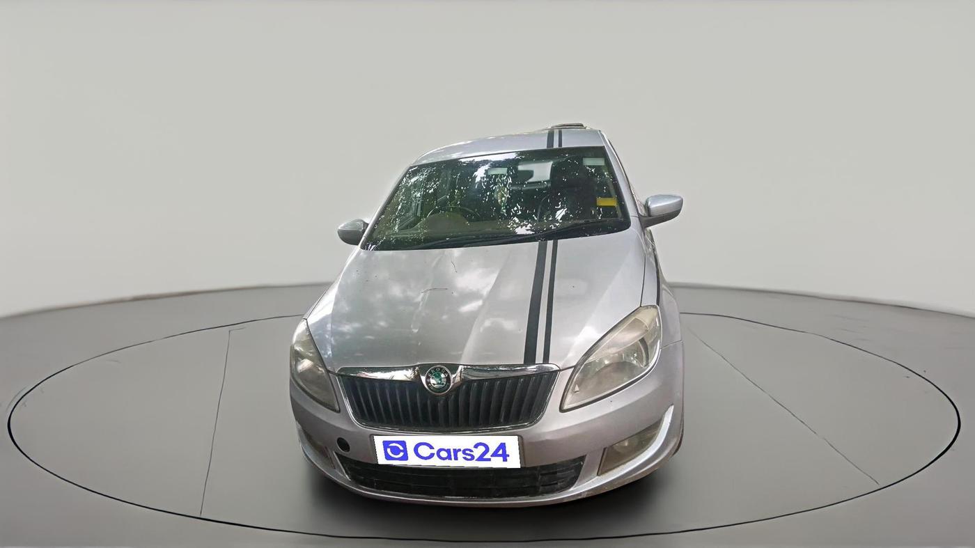 2014 Skoda Rapid 1.5 TDI CR AMBITION PLUS, Diesel, Manual, 1,41,710 km, exterior