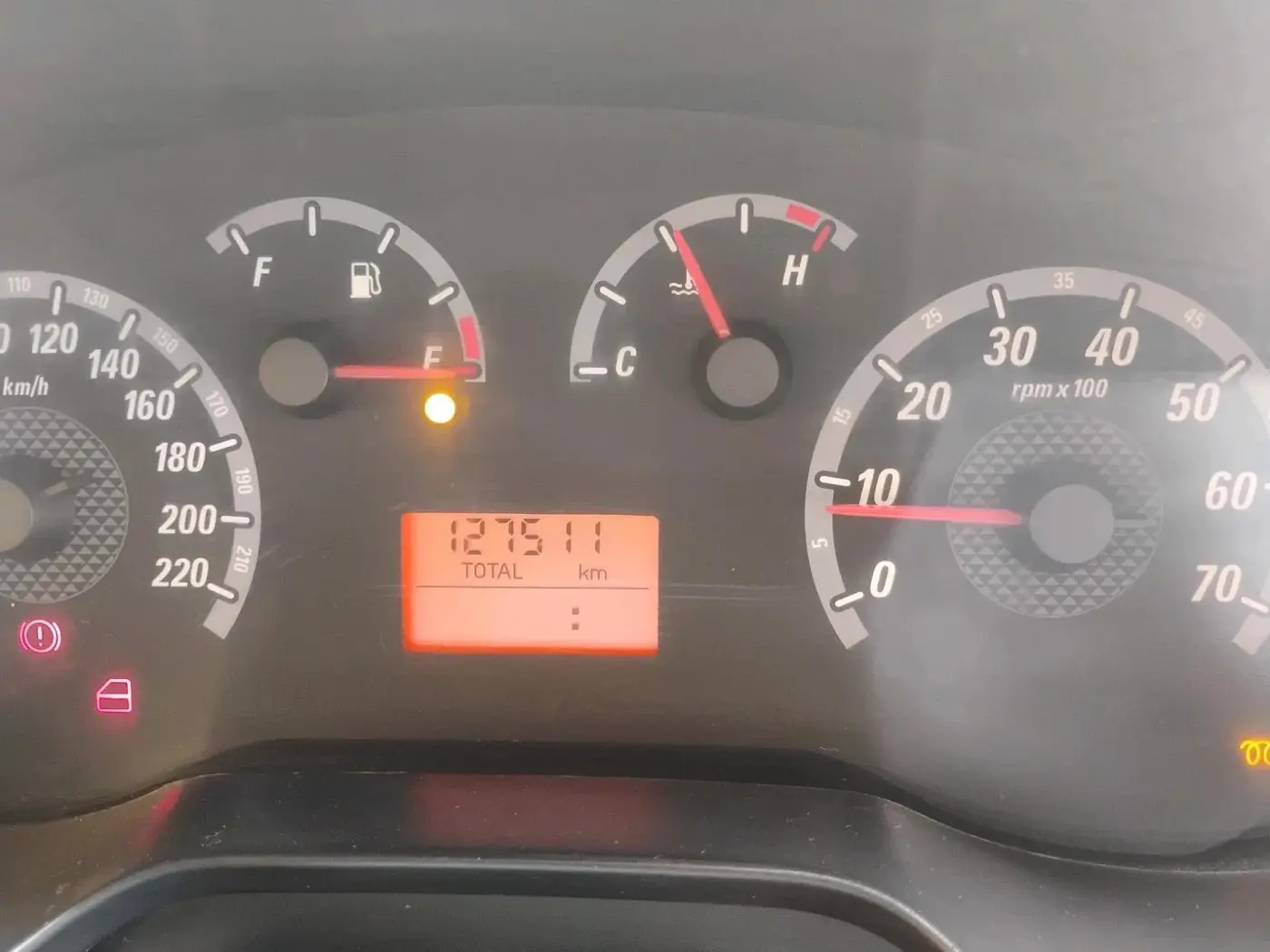 2012 Fiat Grand Punto ACTIVE 1.3, Diesel, Manual, 1,27,511 km, interior