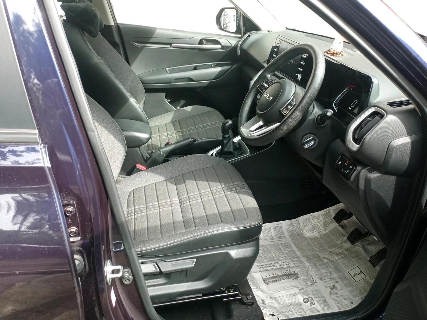 2024 KIA SONET HTK (O) 1.2 Petrol MT, Petrol, Manual, 8,205 km, interior