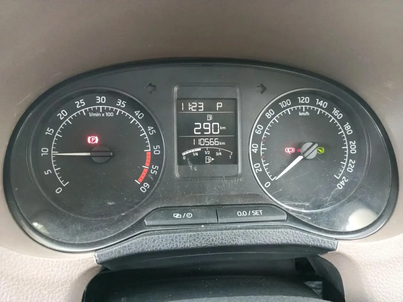 2015 Skoda Rapid 1.5 TDI CR ELEGANCE PLUS AT, Diesel, Automatic, 1,10,566 km, interior
