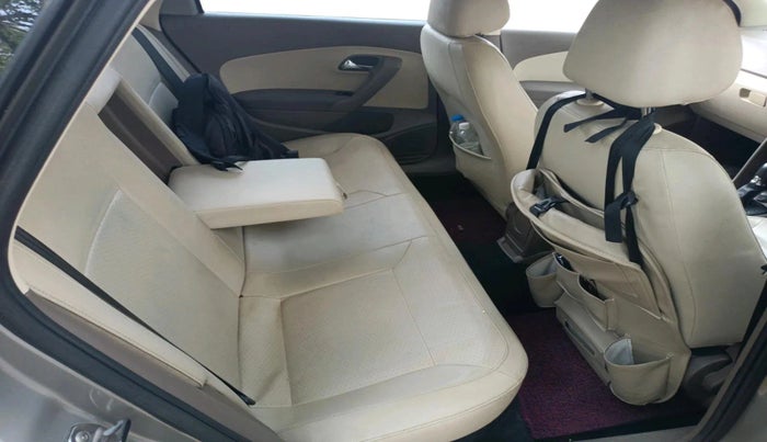 2015 Skoda Rapid 1.5 TDI CR ELEGANCE PLUS AT, Diesel, Automatic, 1,10,566 km, interior