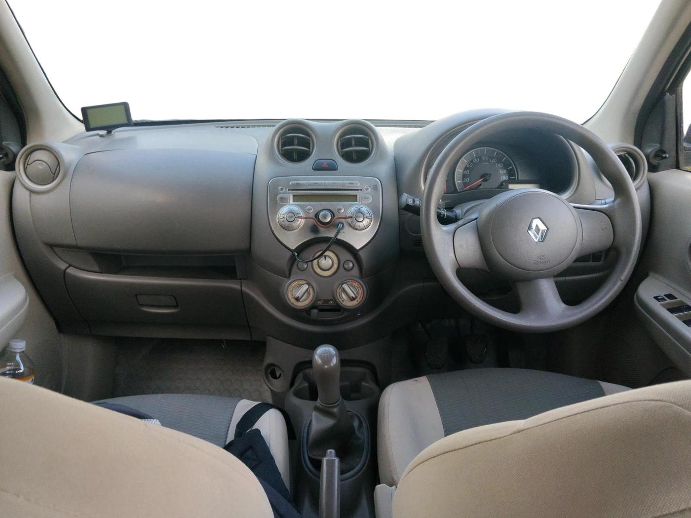 2013 Renault Pulse RXL PETROL, Petrol, Manual, 1,04,488 km, interior
