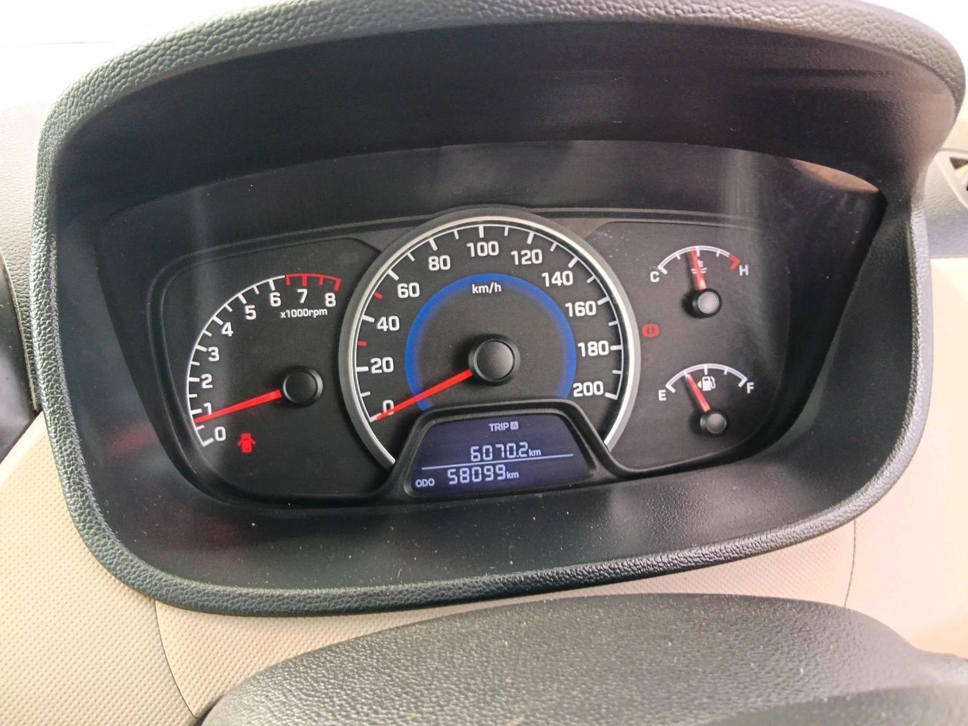 2019 Hyundai Grand i10 MAGNA 1.2 KAPPA VTVT, Petrol, Manual, 58,099 km, interior