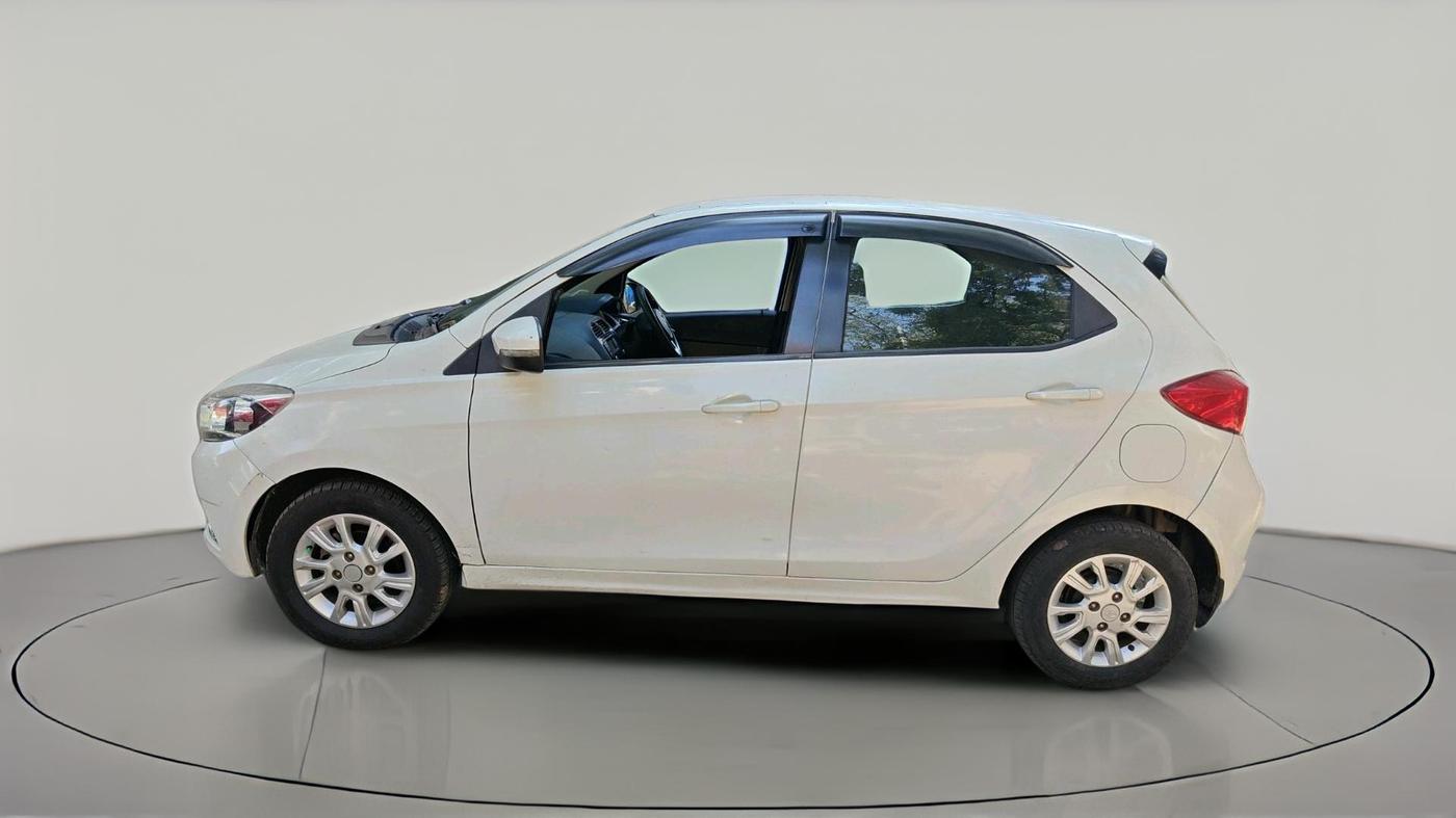 2017 Tata Tiago XZA PETROL, Petrol, Automatic, 95,829 km, exterior