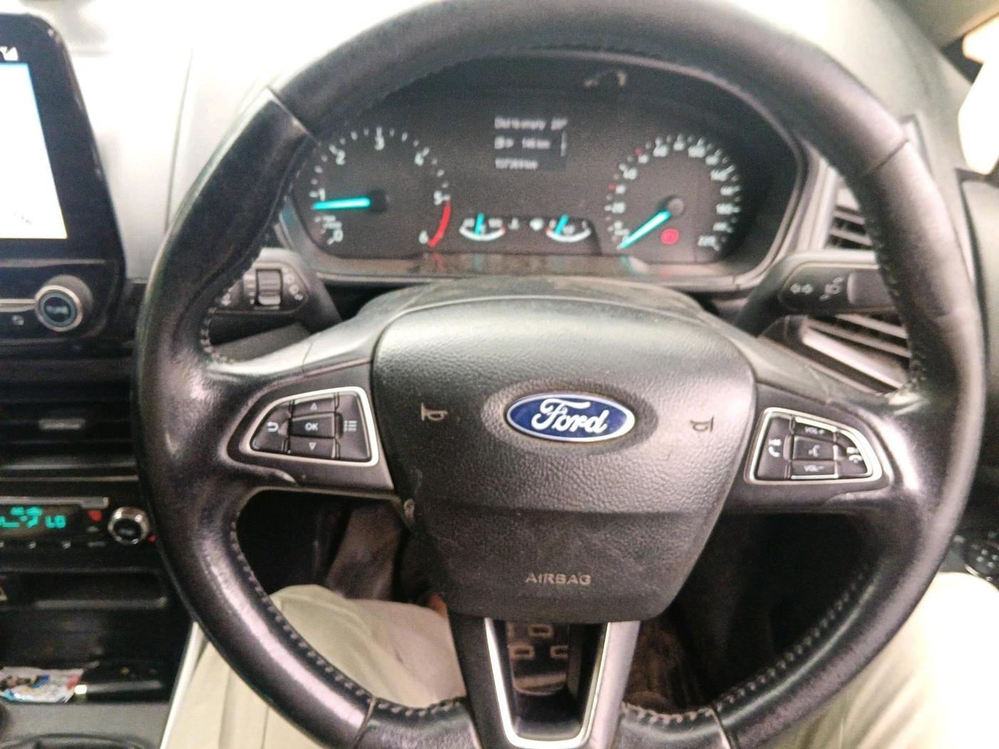 2017 Ford Ecosport TITANIUM 1.5L DIESEL, Diesel, Manual, 1,37,369 km, interior