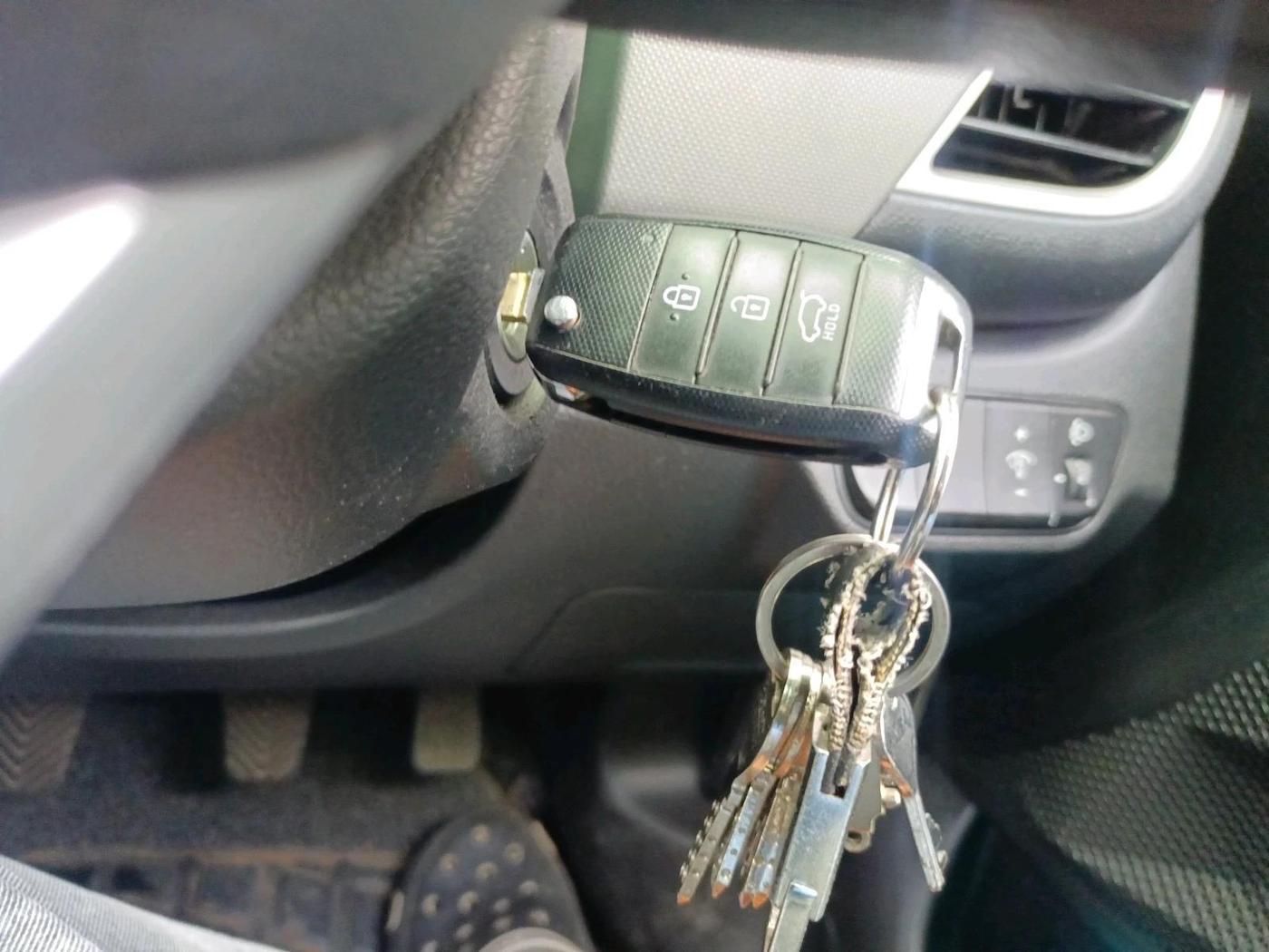 2020 KIA SELTOS HTK 1.5 DIESEL, Diesel, Manual, 1,12,400 km, interior