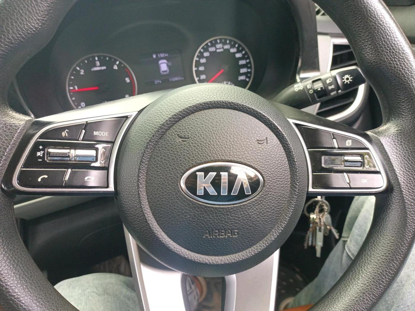2020 KIA SELTOS HTK 1.5 DIESEL, Diesel, Manual, 1,12,400 km, interior
