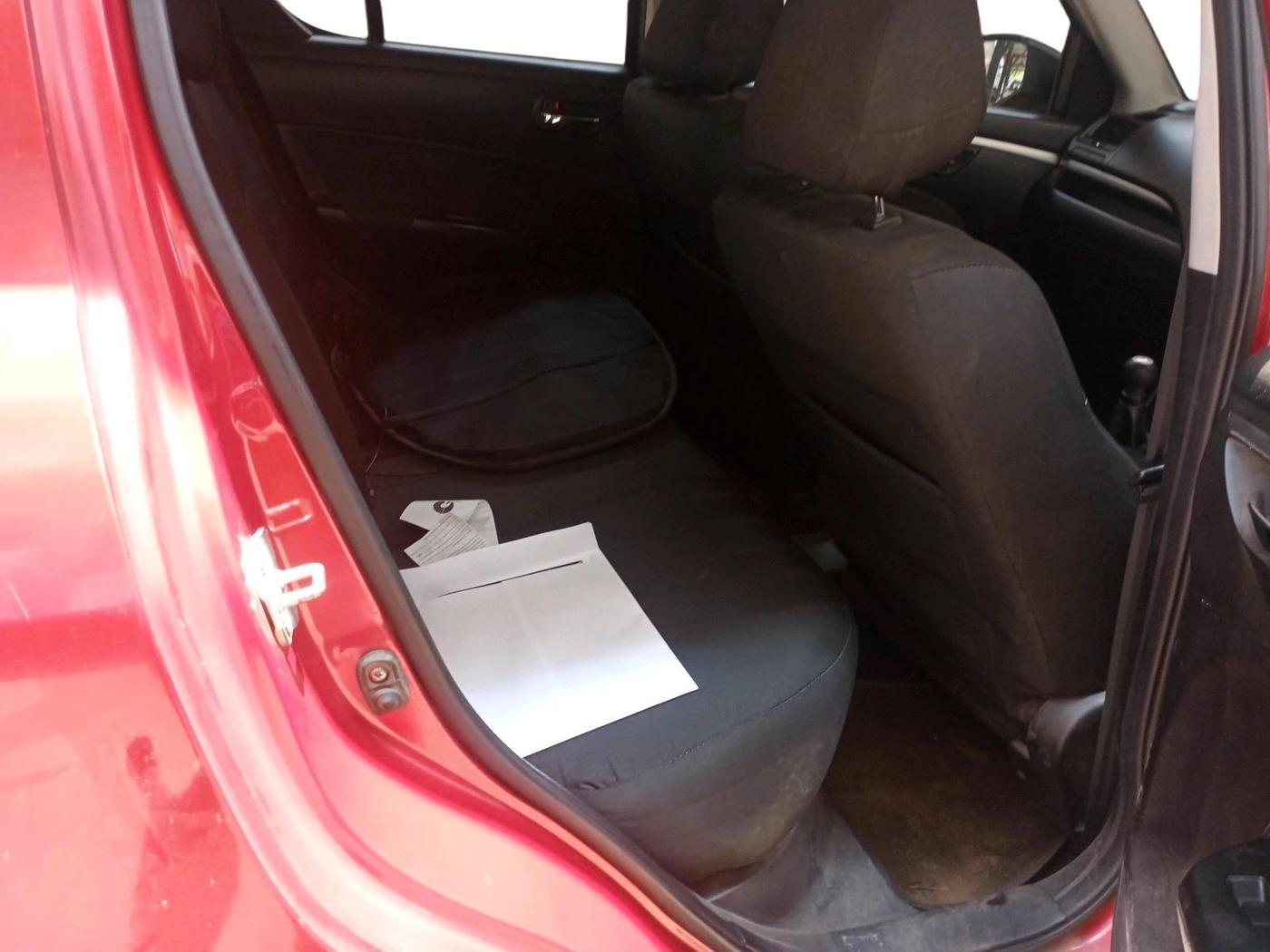 2013 Maruti Swift VXI, Petrol, Manual, 50,322 km, interior