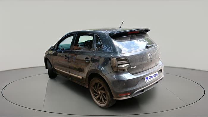2016 Volkswagen Polo HIGHLINE1.5L, Diesel, Manual, 1,18,729 km, exterior