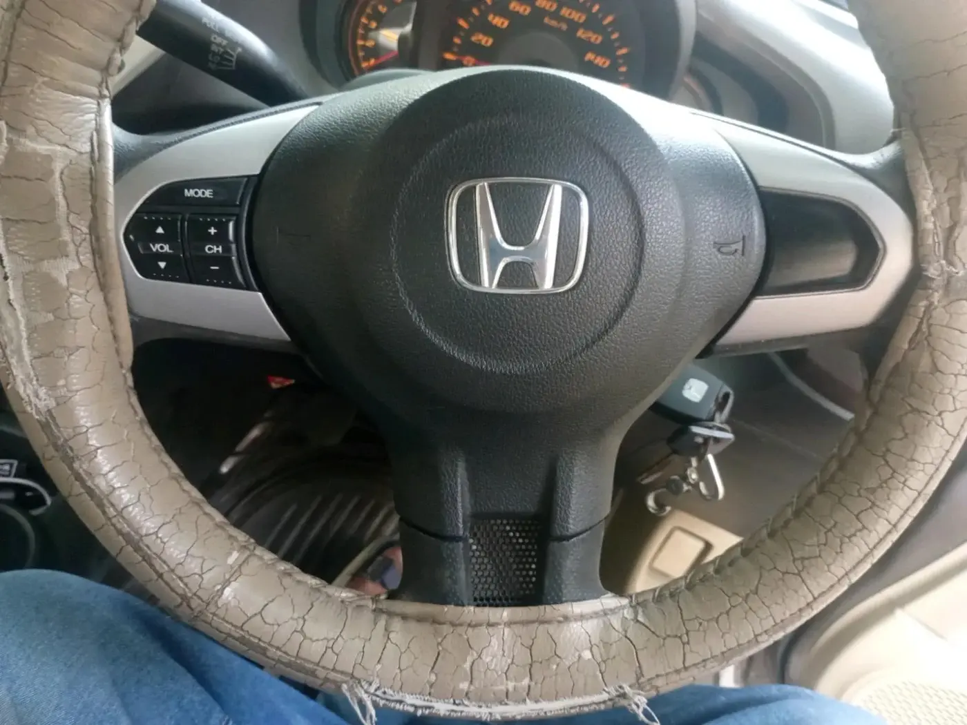 2013 Honda Amaze 1.5L I-DTEC S, Diesel, Manual, 73,493 km, interior